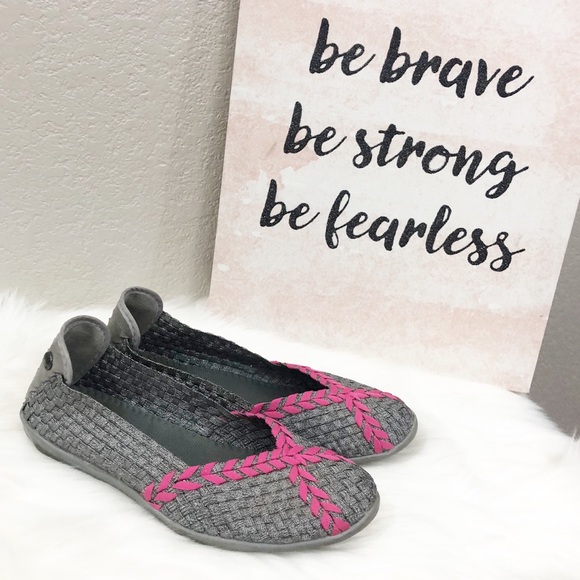 bernie mev. Shoes - Bernie Mev Catwalks Comfy Silver and Pink Slides